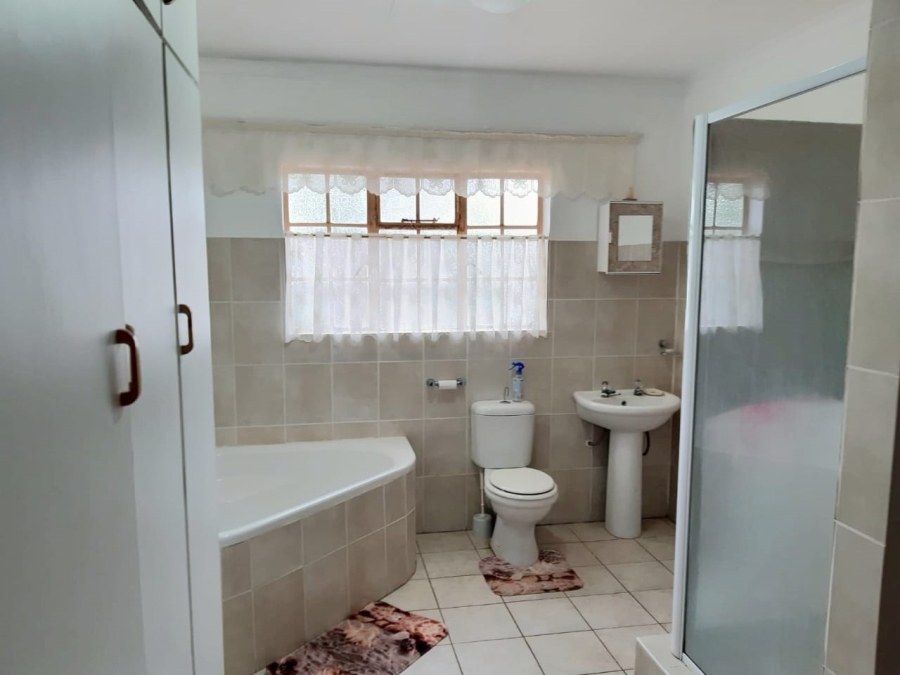 3 Bedroom Property for Sale in Petrusburg Free State